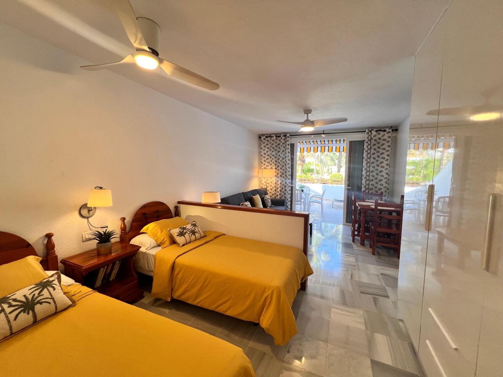 Appartement Seafront New Modern à Playa de las Américas Extérieur photo